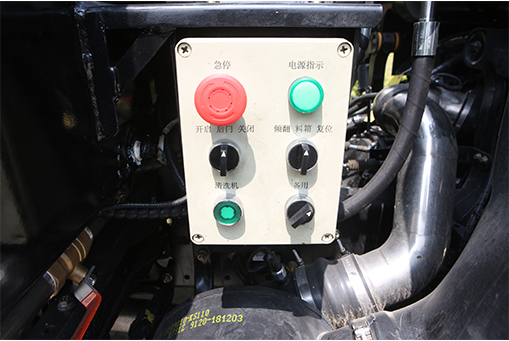 5I4D0772