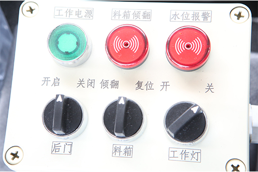 5I4D0759